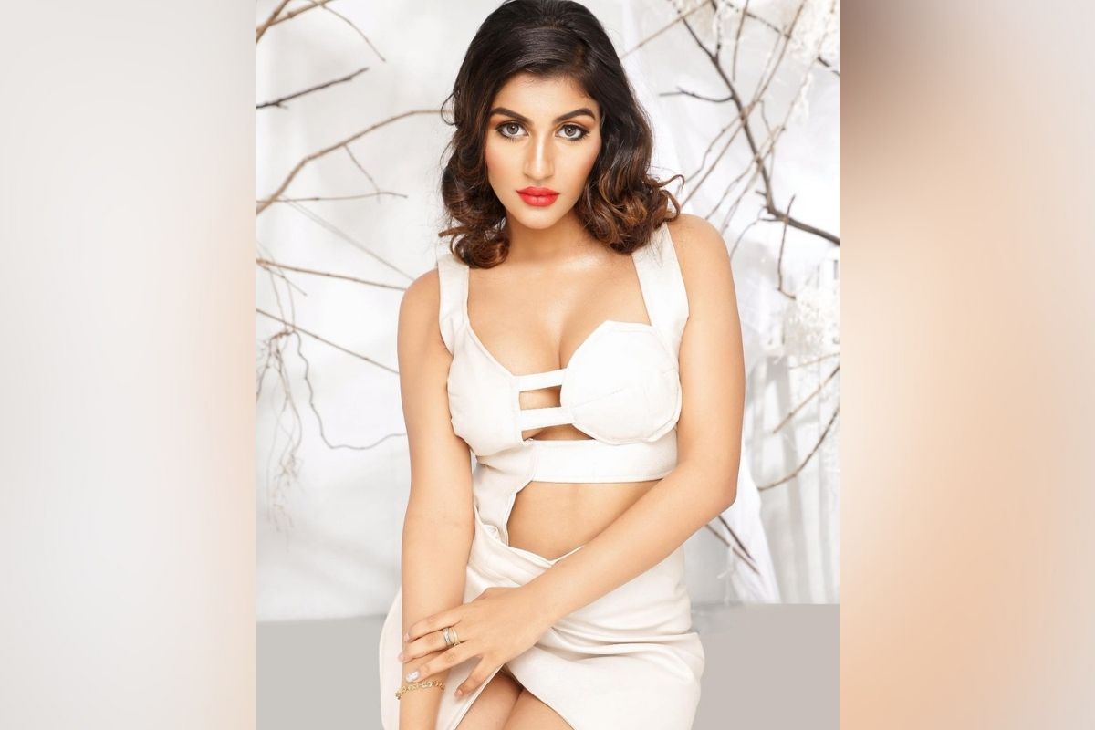 যাশিকা আনন্দ বিদ্রুপের দুরন্ত জবাব দিয়েছিলেন, উচিৎ শিক্ষা দিয়েছিলেন সবাই প্রশংসাও করেছিলেন ৷ ছবি সৌজন্যে ইনস্টাগ্রাম ৷ যাশিকা আনন্দ বিদ্রুপের দুরন্ত জবাব দিয়েছিলেন, উচিৎ শিক্ষা দিয়েছিলেন সবাই প্রশংসাও করেছিলেন ৷ ছবি সৌজন্যে ইনস্টাগ্রাম ৷