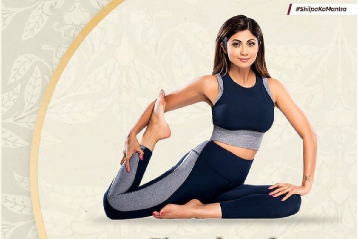 *শিল্পা শেঠি (Shilpa Shetty): সম্প্রপতি দ্বিতীয় সন্তানের জন্ম দিয়েছেন বলিউডের 'সেক্সি মাম্মা' শিল্পা শেঠি। তবে শিল্পার বয়স যে প্রায় পঞ্চাশের কাছাকাছি, তা তাঁকে দেখে বোঝা দায়, কারণ তাঁর চলতে থাকা কঠোর ফিটনেস প্ল্যানস। ছবিঃ ইনস্টাগ্রাম। *শিল্পা শেঠি (Shilpa Shetty): সম্প্রপতি দ্বিতীয় সন্তানের জন্ম দিয়েছেন বলিউডের 'সেক্সি মাম্মা' শিল্পা শেঠি। তবে শিল্পার বয়স যে প্রায় পঞ্চাশের কাছাকাছি, তা তাঁকে দেখে বোঝা দায়, কারণ তাঁর চলতে থাকা কঠোর ফিটনেস প্ল্যানস। ছবিঃ ইনস্টাগ্রাম।