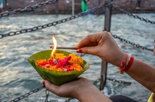 পঞ্চাঙ্গ ৭ মে: দেখে নিন নক্ষত্রযোগ, শুভ মুহূর্ত, রাহুকাল এবং দিনের অন্য লগ্ন! পঞ্চাঙ্গ ৭ মে: দেখে নিন নক্ষত্রযোগ, শুভ মুহূর্ত, রাহুকাল এবং দিনের অন্য লগ্ন!