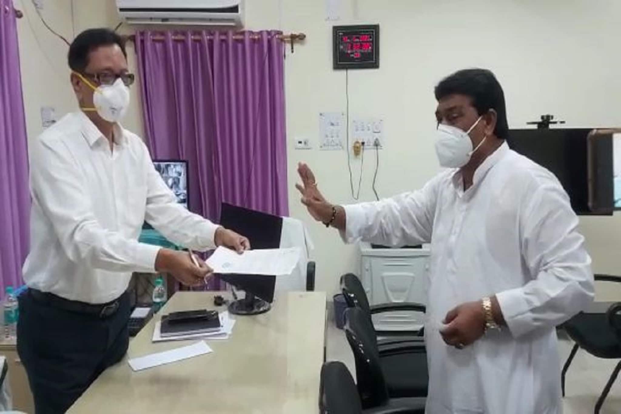 Bardhaman: মিথ্যে করোনা পজিটিভ রিপোর্ট দেখিয়ে মোটা টাকা মুনাফা লুটছে নার্সিংহোমগুলি! চাঞ্চল্যকর অভিযোগ বিধায়কের