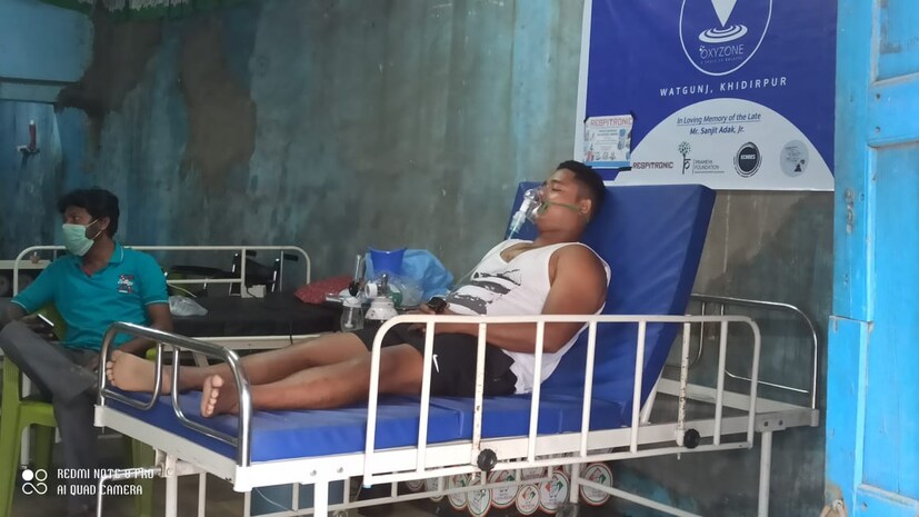  পাঁচটি অক্সিজোন কেন্দ্রই বহু রোগীর সেবা করে চলেছে, এ প্রসঙ্গে বেহালা নিবাসী পিনাক সরকার বলেন- রাত  একটার সময়ে যখন আমার মার প্রবল শ্বাসকষ্ট শুরু হয়, তখন এই অক্সিজোন  সেন্টার আমার মার জীবন বাঁচিয়ে তুলেছে। এই লকডাউনের মধ্যেও অন্যের সেবায় বহু স্বহৃদয়বান মানুষ স্বেচ্ছাসেবক হিসেবে এগিয়ে এসেছেন - এদের মধ্যে কেউ ছাত্র ,চাকুরীজীবি, ডাক্তার, নার্স। আড়াইশোরও বেশি লোক আর্থিক সাহায্যের জন্য হাত বাড়িয়ে দিয়েছেন।  অন্যান্য সহযোগী সংস্থাও যারা  প্রামেয়া ফাউন্ডেশনের প্রতি সাহায্যের হাত বাড়িয়েছেন, তাদের মধ্যে অন্যতম হল- দেশ ও প্রাণ , ইকোশ প্রজেক্ট , চেঞ্জ ইনিশিয়েটিভ , হেল্প ফর হিন্দ , এস্পায়ার এন্ড গ্লি , অমরজ্যোতি , ইন্ডিয়ান বেঙ্গলি এসোসিয়েশন অফ মন্ট্রিয়েল এবং প্রবাসী বাঙালি আড্ডা।  শ্রীমতি ভট্ট্যাচার্য্য  আশা রাখেন এমন আরও অনেকেই সাহায্যের হাত বাড়িয়ে দেবেন যাতে আমাদের প্রিয় এই শহরবাসীর শ্বাস সচল থাকে।