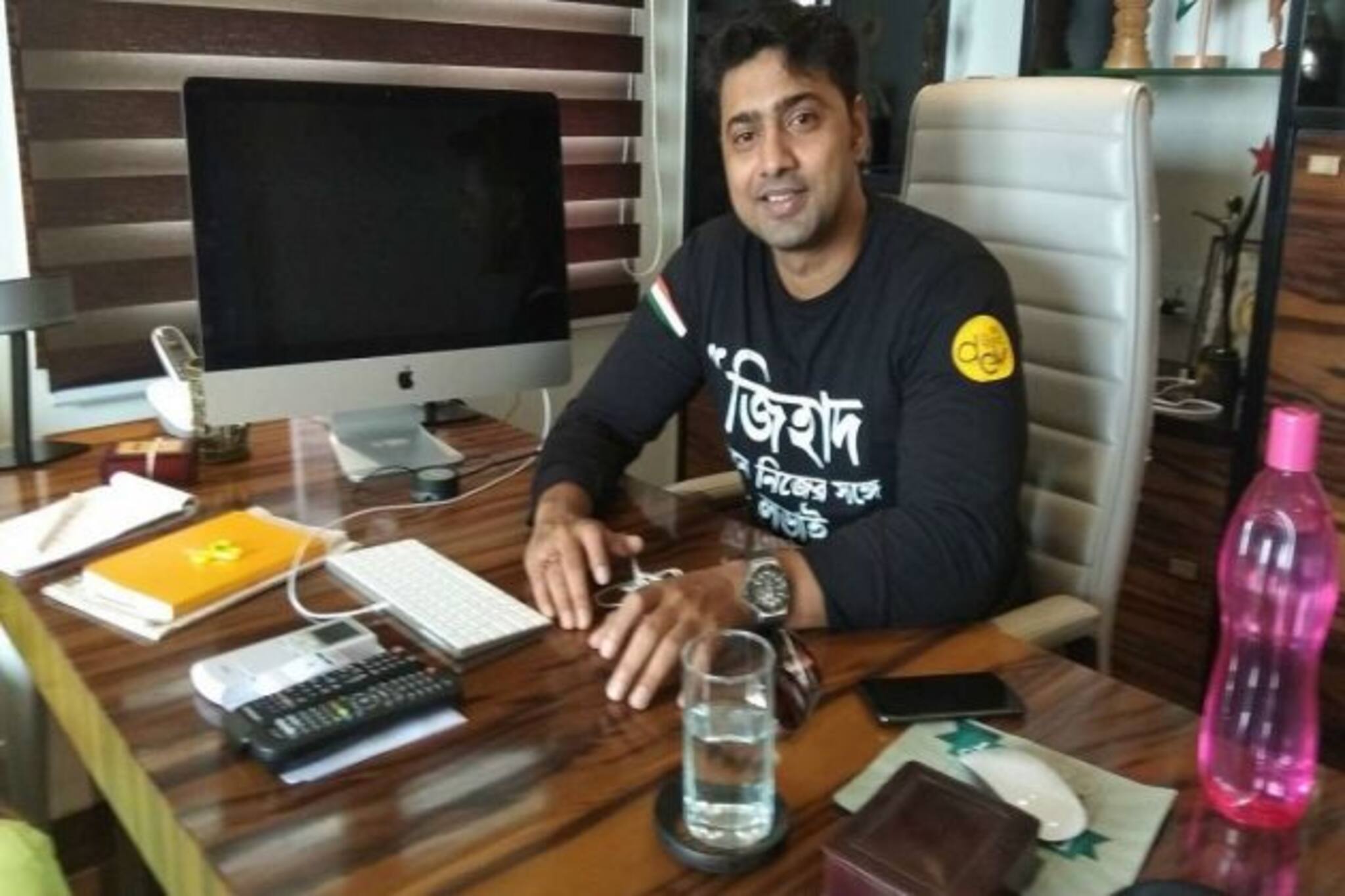 কুর্নিশ! করোনা রোগীদের জন্য নিজের অফিসকেই আইসোলেশন সেন্টারে পরিণত করলেন দেব
