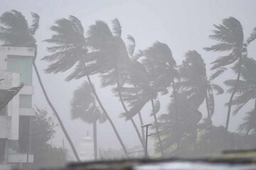 আরও শক্তিশালী হচ্ছে ঘূর্ণিঝড় ‘তাউকতাই’, এগিয়ে আসছে ভয়ঙ্কর গতিতে