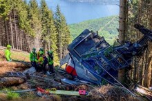 Italy cable car accident: সাংঘাতিক দুর্ঘটনা! ইতালিতে ভেঙে পড়ল কেবল কার, মৃত ১৪