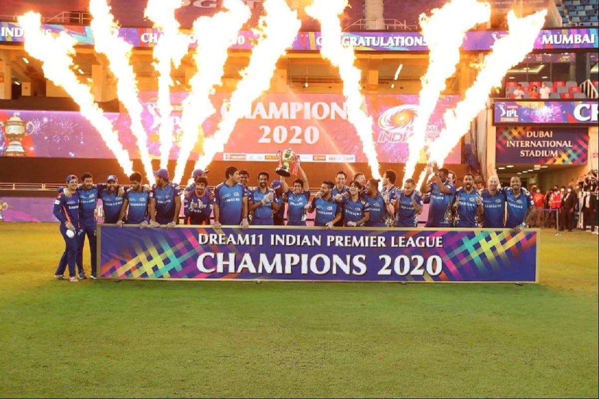 কোভিড কালে ইংল্যান্ড ও অস্ট্রেলিয়া দক্ষিণ আফ্রিকা যেতে না করে দিয়েছিল৷ কিন্তু তারা ভারতের সঙ্গে ছিল৷ ক্রিকেট অস্ট্রেলিয়া ক্রিকেটারদের সপক্ষে বিবৃতি জারি করেছে, ইংল্যান্ড ভারতে খেলার জন্য নিজের ক্রিকেটারদের অনুমতি দিয়েছে৷ ভারতীয় ক্রিকেট দল অস্ট্রেলিয়া সফরে গিয়েছিল তার ফলে ২ হাজার কোটি টাকা মূল্য ছিল সেই টুর্নামেন্টটার৷ সিএসকে-র সিইও কাশী বিশ্বনাথন জানিয়েছেন তাঁদের বিদেশি ক্রিকেটাররা সকলেই খুশি, তাঁদের আইপিএল নিয়ে কোনও অভিযোগ নেই৷ কোভিড কালে ইংল্যান্ড ও অস্ট্রেলিয়া দক্ষিণ আফ্রিকা যেতে না করে দিয়েছিল৷ কিন্তু তারা ভারতের সঙ্গে ছিল৷ ক্রিকেট অস্ট্রেলিয়া ক্রিকেটারদের সপক্ষে বিবৃতি জারি করেছে, ইংল্যান্ড ভারতে খেলার জন্য নিজের ক্রিকেটারদের অনুমতি দিয়েছে৷ ভারতীয় ক্রিকেট দল অস্ট্রেলিয়া সফরে গিয়েছিল তার ফলে ২ হাজার কোটি টাকা মূল্য ছিল সেই টুর্নামেন্টটার৷ সিএসকে-র সিইও কাশী বিশ্বনাথন জানিয়েছেন তাঁদের বিদেশি ক্রিকেটাররা সকলেই খুশি, তাঁদের আইপিএল নিয়ে কোনও অভিযোগ নেই৷