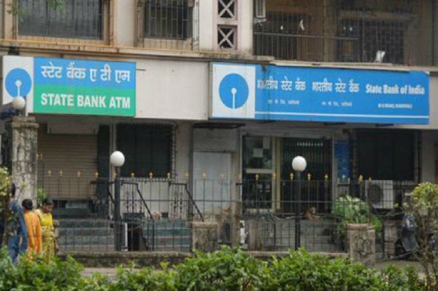 ৪.ওভারড্রাফটের সুবিধা (Overdraft Facility), ব্যাঙ্কের পক্ষ থেকে গ্রাহকদের ওভারড্রাফট সুবিধার অন্তর্গত ব্যাঙ্কের পক্ষ থেকে এক সঙ্গে ২ মাসের স্যালারি আগাম পেতে পারেন ৷ প্রতীকী ছবি ৷ ৪.ওভারড্রাফটের সুবিধা (Overdraft Facility), ব্যাঙ্কের পক্ষ থেকে গ্রাহকদের ওভারড্রাফট সুবিধার অন্তর্গত ব্যাঙ্কের পক্ষ থেকে এক সঙ্গে ২ মাসের স্যালারি আগাম পেতে পারেন ৷ প্রতীকী ছবি ৷