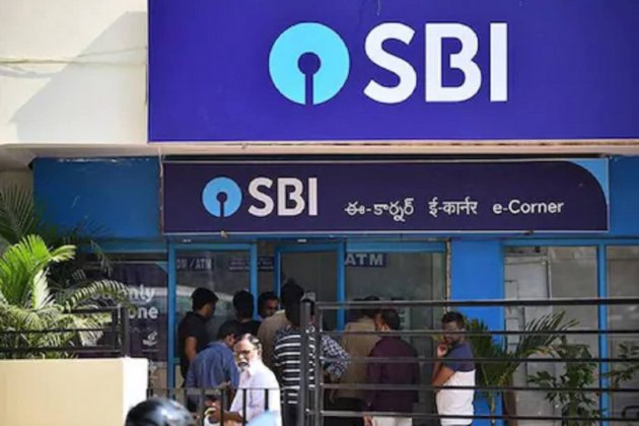 আজ রাত থেকে ১৪ ঘণ্টার জন্য বন্ধ থাকবে SBI-এর অনলাইন পরিষেবা,কাজ সেরে ফেলুন এখুনি