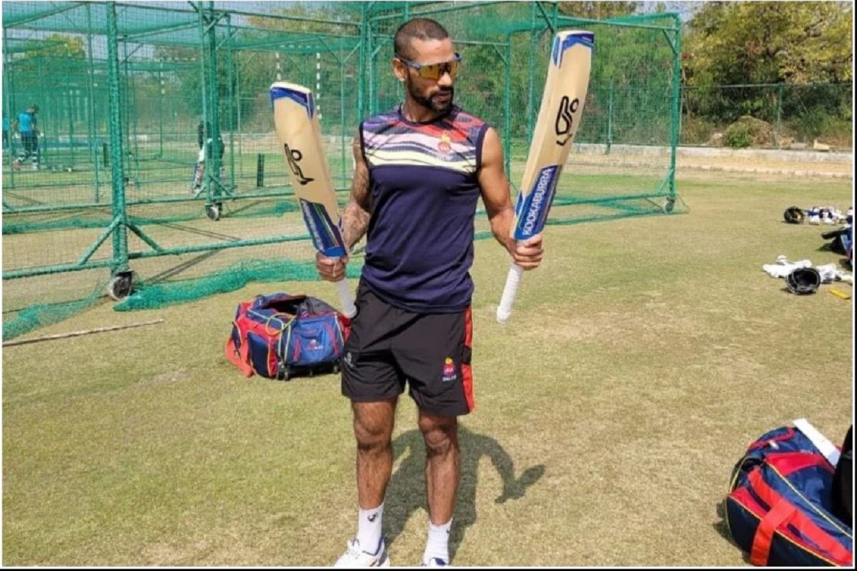 ধাওয়ান লাগাতার সাহায্যের হাত বাড়িয়েই চলেছেন৷ তিনি গুরুগ্রাম পুলিশকে অক্সিজেন কনসেনট্রেটর ডোনেট করেছেন৷ ধাওয়ান সোশ্যাল মিডিয়ায় জানিয়েছেন মানুষের সাহায্য করার চেষ্টা করছেন৷ (Shikhar Dhawan/Instagram) ধাওয়ান লাগাতার সাহায্যের হাত বাড়িয়েই চলেছেন৷ তিনি গুরুগ্রাম পুলিশকে অক্সিজেন কনসেনট্রেটর ডোনেট করেছেন৷ ধাওয়ান সোশ্যাল মিডিয়ায় জানিয়েছেন মানুষের সাহায্য করার চেষ্টা করছেন৷ (Shikhar Dhawan/Instagram)