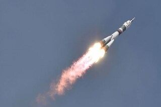 China's space shuttle has lost control and can damage aerth heavily 