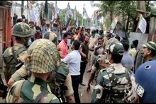 BJPসমর্থকদের সঙ্গে দেখা করতে গিয়ে TMCকর্মীদের বিক্ষোভের সামনে বিজেপি প্রতিনিধিরা