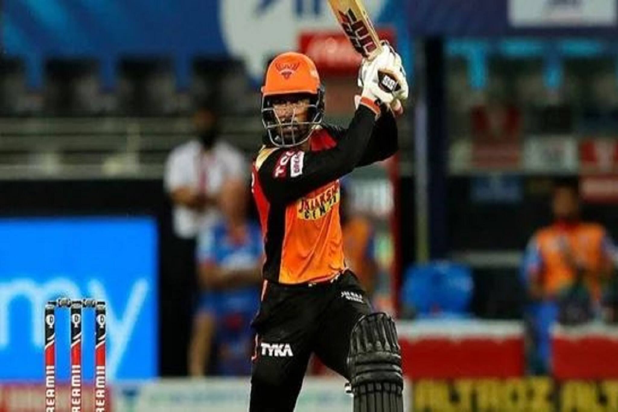 IPL 2021: একাধিক দলে ঝড়ের গতিতে বাড়ছিল মারণ করোনার সংক্রমণ, SRH-র ঋদ্ধি সংক্রমিত হতেই এল চরম সিদ্ধান্ত