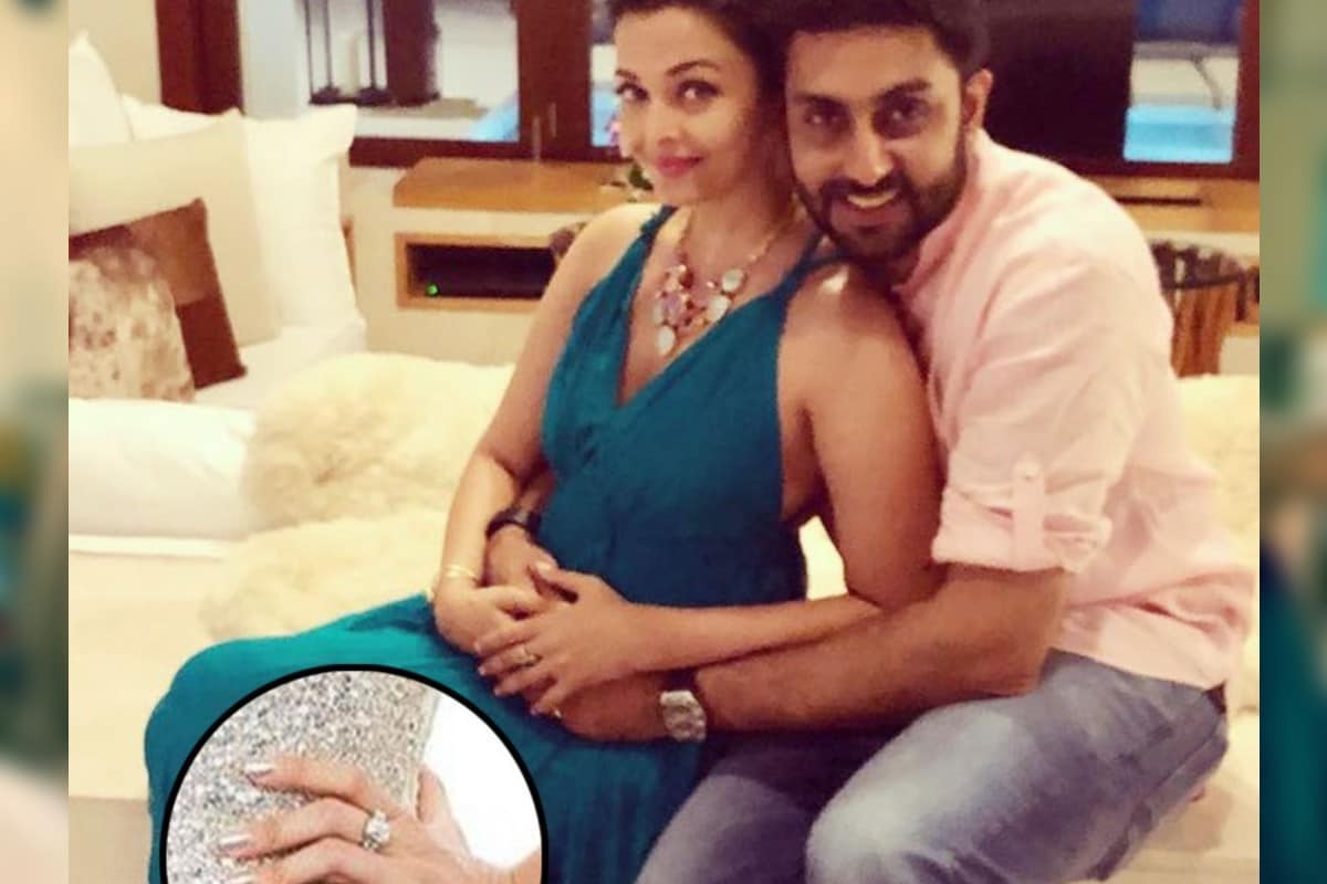 ঐশ্বর্য রাই বচ্চন- ২০০৭ সালে বচ্চন পরিবারের ঘরনী হন ঐশ্বর্য। ৫৩ ক্যারাটের এনগেজমেন্ট রিং এর দাম ৫০ লক্ষ টাকা। ঐশ্বর্য রাই বচ্চন- ২০০৭ সালে বচ্চন পরিবারের ঘরনী হন ঐশ্বর্য। ৫৩ ক্যারাটের এনগেজমেন্ট রিং এর দাম ৫০ লক্ষ টাকা।