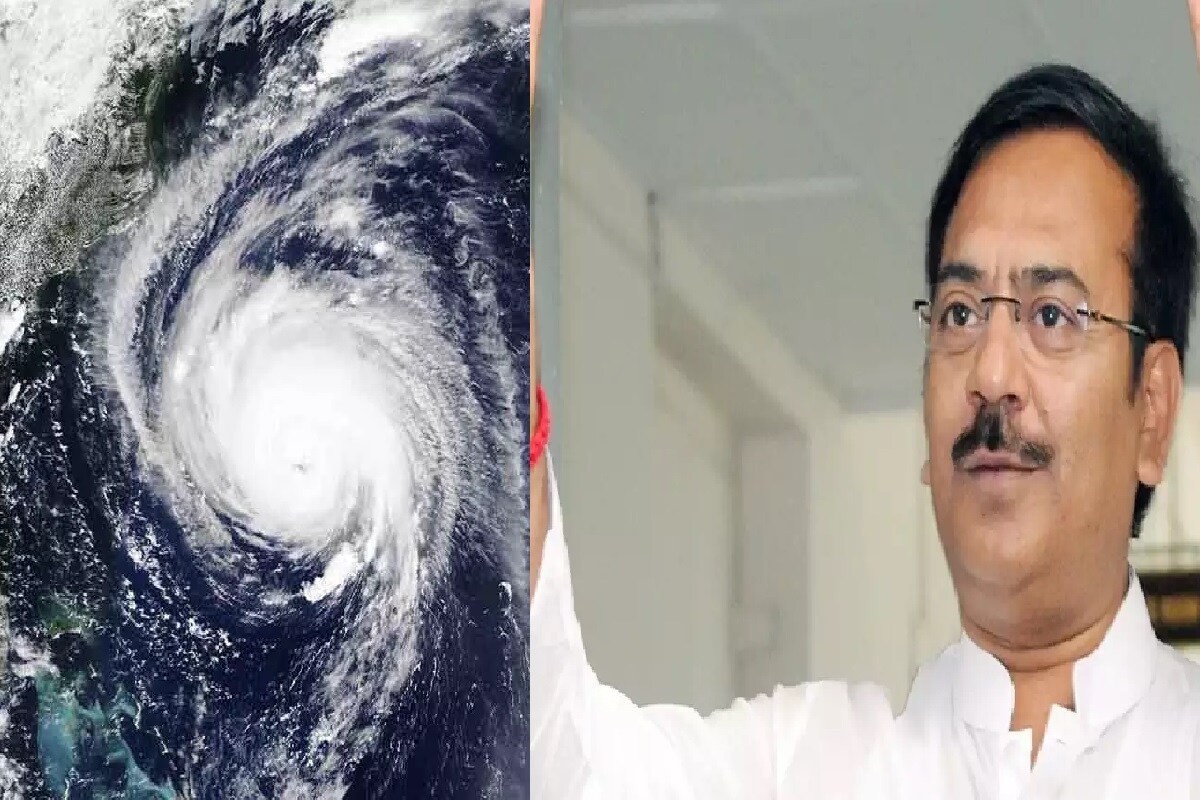 *গত ২০২০-র ২০ মে আমফানের পর কলকাতা সহ রাজ্যের দুর্যোগ বিদ্ধস্ত এলাকায় বিদ্যুতের সমস্যা হয়েছিল। এবার যশ-র প্রভাবে যাতে গত বছরের পুনরাবৃত্তি না হয় সেই কারণে রাজ্যের বিদ্যুৎ মন্ত্রী অরূপ বিশ্বাস দফতরের আধিকারিকদের নিয়ে জরুরি বৈঠক করলেন। এই বৈঠক থেকে একগুচ্ছ পরিকল্পনা নেওয়া হয়েছে। প্রতিবেদনঃ আবীর ঘোষাল। ছবিঃ প্রতীকী। *গত ২০২০-র ২০ মে আমফানের পর কলকাতা সহ রাজ্যের দুর্যোগ বিদ্ধস্ত এলাকায় বিদ্যুতের সমস্যা হয়েছিল। এবার যশ-র প্রভাবে যাতে গত বছরের পুনরাবৃত্তি না হয় সেই কারণে রাজ্যের বিদ্যুৎ মন্ত্রী অরূপ বিশ্বাস দফতরের আধিকারিকদের নিয়ে জরুরি বৈঠক করলেন। এই বৈঠক থেকে একগুচ্ছ পরিকল্পনা নেওয়া হয়েছে। প্রতিবেদনঃ আবীর ঘোষাল। ছবিঃ প্রতীকী।