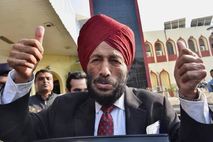 ৯১ বছর বয়সী কিংবদন্তি মিলখা সিং এবার করোনায় আক্রান্ত হলেন। ফ্লাই শিখ অবশ্য জানিয়েছেন, তিনি ভাল আছেন। জ্বর, কাশি কিছুই নেই। চণ্ডীগড়ে নিজের বাড়িতেই আইসোলেশনে রয়েছেন তিনি।