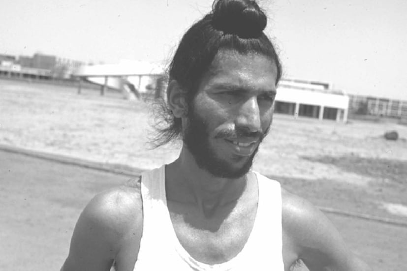 মিলখা সিং জানিয়েছেন, কয়েকজন হেল্পার ভাইরাসে আক্রান্ত হয়েছিল। তাই পরিবারের সকলের করোনা পরীক্ষা করা হয়েছিল। একমাত্র তাঁর টেস্ট রিপোর্ট পজিটিভ এসেছে।