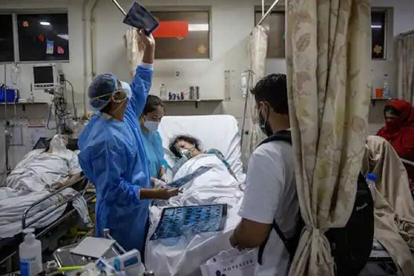 •রক্তের সর্করার মাত্রা বা ডায়বেটিস নিয়ন্ত্রণ করতে হবে৷ স্টেরয়েডের মাত্রা কমাতে হবে৷ করোনা সংক্রমণ থেকে সেরে উঠলে এইগুলির দিকে নজর দিতে হবে৷ অ্যান্টিবায়োটিক বা অ্যান্টিফাঙ্গাল ব্যবহার করতে হবে সতর্কভাবে৷ অক্সিজেন থেরাপির সময় পরিষ্কার জল ব্যবহার করতে হবে৷ 