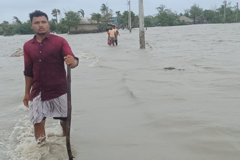 প্রতিটি জেলার জেলাশাসকদের সতর্ক করা হয়েছে নবান্ন থেকে। বিশেষভাবে সতর্ক করা হয়েছে পূর্ব মেদিনীপুরের জেলাশাসককে। আগে থেকেই আশঙ্কা করা হয়েছিল, ইয়াসের প্রভাবে অনেকটাই ক্ষতিগ্রস্ত হতে পারে পূর্ব মেদিনীপুর এবং দক্ষিণ ২৪ পরগনা জেলা। বাস্তবে হলও তাই। 