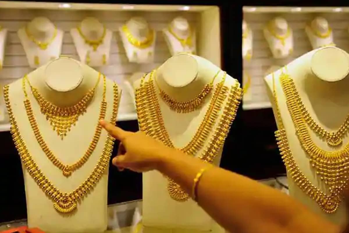 রুপোর দাম (Silver Price): এমসিএক্সে রুপোর দাম ০.৬১ শতাংশ কমে ৭২,৭৪৯ টাকা প্রতি কিলোগ্রামে ট্রেড করছে ৷ রুপোর দাম (Silver Price): এমসিএক্সে রুপোর দাম ০.৬১ শতাংশ কমে ৭২,৭৪৯ টাকা প্রতি কিলোগ্রামে ট্রেড করছে ৷