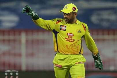 সকলকে বাড়ি ফিরিয়ে রাচি ফিরলেন ধোনি