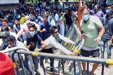 নিজাম প্যালেসের বিক্ষোভের ঘটনায় গ্রেফতার ৪, খোঁজ চলছে বাকিদেরও