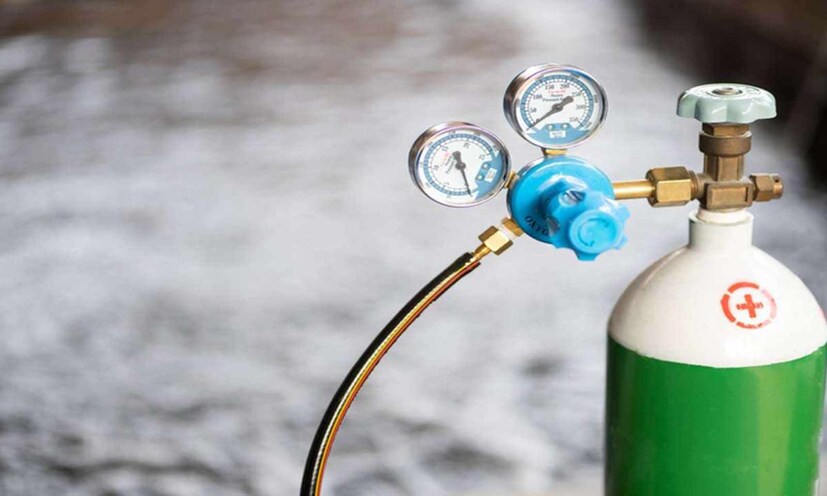 OXYZONE : Jadavpur (Near Chittaranjan Park) 8479056127 / 7980466187 / 7003096304 ; Watgunj, Khidirpur (Opposite Bari Masjid) 9163617288 / 9836419292 ; Salt Lake City (GC Block Community centre) 6291307206 / 9903899556 / 9836870456 ; Sodepur (Abhijatri Sangha Club) 8240189045 / 8420976937 / 7439557014 For emergency please contact : Mukut Biswas - 9874019450