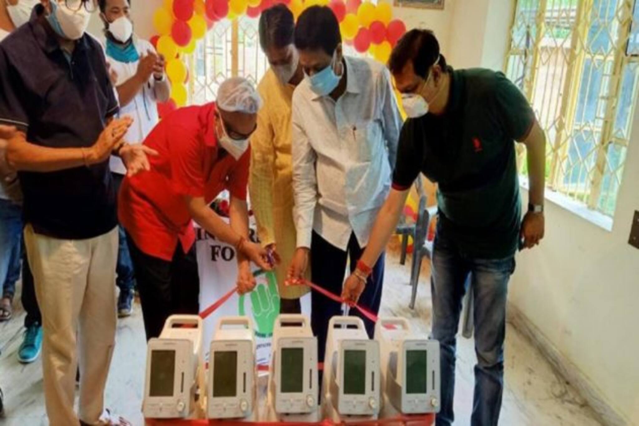 ফোন করলেই বাড়িতে অক্সিজেন, আসানসোলে চালুু 'অক্সিজেন অন হুইলস'