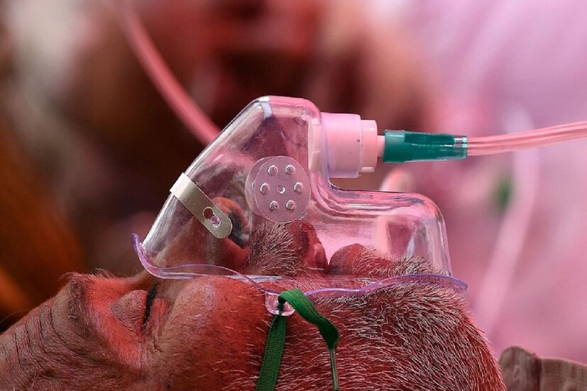 • পাল জানাচ্ছেন, ব্ল্যাক ফাঙ্গাসের আক্রমণে ৭০০-৮০০ পর্যন্ত হয়ে যেতে পারে রক্তে চিনির পরিমাণ । চিকিৎসা বিজ্ঞানের ভাষায় একে বলে ডায়াবেটিক কিটোয়াসাইডোসিস (diabetic ketoacidosi) । 