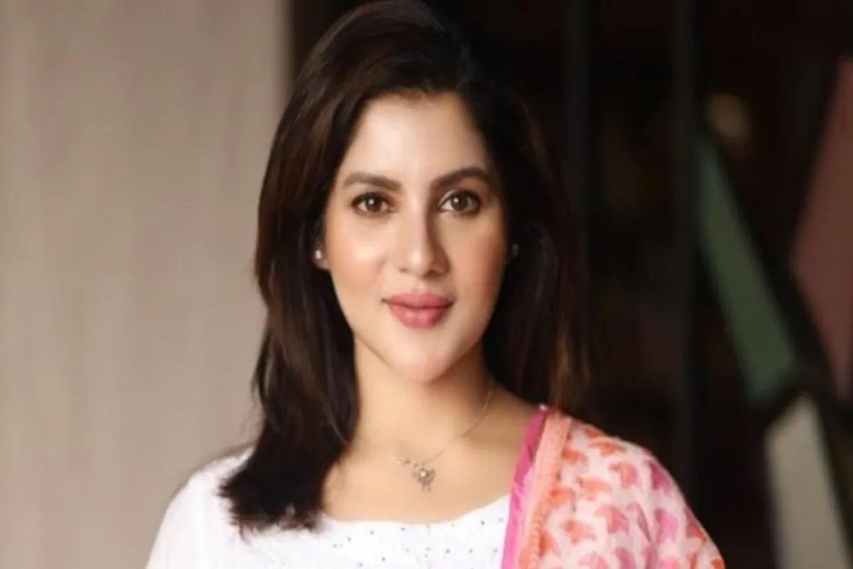 *বিধানসভা নির্বাচনের গণনা চলছে। এই মুহূর্তে বেহালা পূর্বে এগিয়ে তৃণমূল প্রার্থী রত্না চট্টোপাধ্যায়। পিছিয়ে বিজেপির তারকা প্রার্থী পায়েল সরকার। ফাইল ছবি। *বিধানসভা নির্বাচনের গণনা চলছে। এই মুহূর্তে বেহালা পূর্বে এগিয়ে তৃণমূল প্রার্থী রত্না চট্টোপাধ্যায়। পিছিয়ে বিজেপির তারকা প্রার্থী পায়েল সরকার। ফাইল ছবি।
