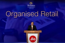নতুন উচ্চতায় Reliance Retail, টেক্কা দিল বিদেশি সংস্থাগুলির সঙ্গে