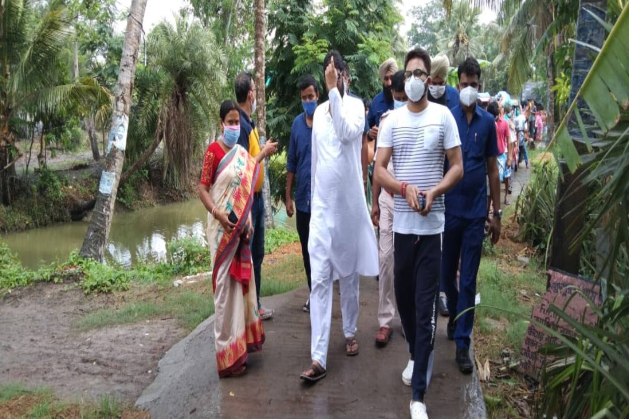Yaas Alert Soham Chakraborty: প্রস্তুতিতে ফাঁক রাখতে নারাজ, চণ্ডীপুরের  রিলিফ ক্যাম্পে আগাম সতর্ক সোহম!