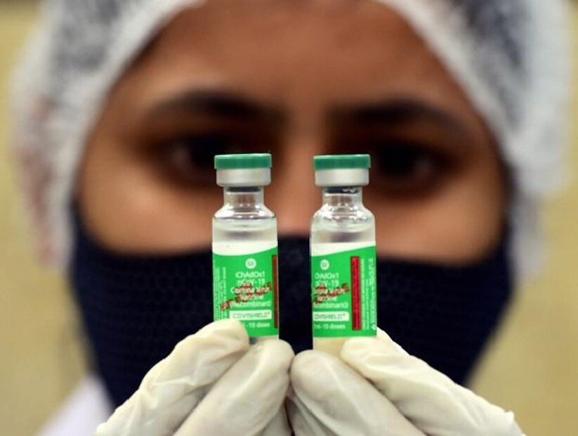 • Indian Public Health Association (IPHA), Indian Association of Preventive and Social Medicine (IAPSM) এবং Indian Association of Epidemiologists (IAE) থেকে মোদি সরকারকে জানানো হয়েছে, পরিকল্পনাহীন ভাবে সকলকে ভ্যাকসিন দিলে উল্টে করোনার মিউট্যান্ট স্ট্রেন বাড়ার সম্ভাবনা থেকে যাচ্ছে প্রভূত পরিমাণে । তখন সেই স্ট্রেনের গতিবিধি বোঝা মুশকিল হয়ে যাবে । 