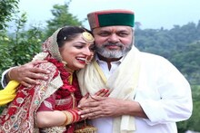 করিনা থেকে ইয়ামি, সিদ্ধার্থ থেকে আয়ুষ্মান! বাবাকে ভালোবেসে লিখলেন...