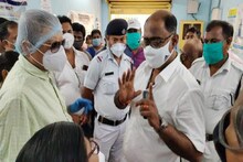 উত্তর হাওড়ার ভ্যাকসিন সেন্টারগুলোতে আচমকা পরিদর্শন বিধায়কের