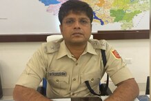 শীতলকুচির ঘটনায় এবার কোচ বিহারের প্রাক্তন এসপির মোবাইল ফোন বাজেয়াপ্ত শীতলকুচির ঘটনায় এবার কোচ বিহারের প্রাক্তন এসপির মোবাইল ফোন বাজেয়াপ্ত