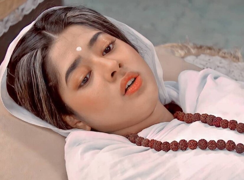 রানি রাসমণির মৃত্যুর পর এই ধারাবাহিক থেকে ছুটি দিতিপ্রিয়ার। কিন্তু এতগুলো বছর ধরে তিনি সকলের মনে জায়গা করে নিয়েছিলেন। তবে কি বন্ধ হয়ে যাবে ধারাবাহিক? photo source Instagram  