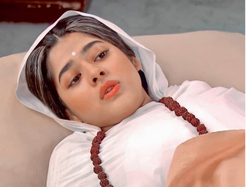 না, ধারাবাহিক বন্ধ হচ্ছে না। এর পর দেখানো হবে রামকৃষ্ণ পর্ব। দেখানো হবে রানিমার পরিবারের গল্প। কিন্তু সেখানে আর থাকবেন না দিতিপ্রিয়া। photo source Instagram 