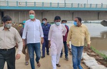 হাওড়া গ্রামীণ এলাকায় বন্যা মোকাবিলায় একযোগে জেলার তিন বিধায়ক