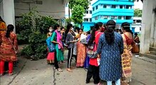 'আবার নম্বর চাই', রামপুরহাটে বিক্ষোভ দ্বাদশ শ্রেণীর ছাত্রীদের