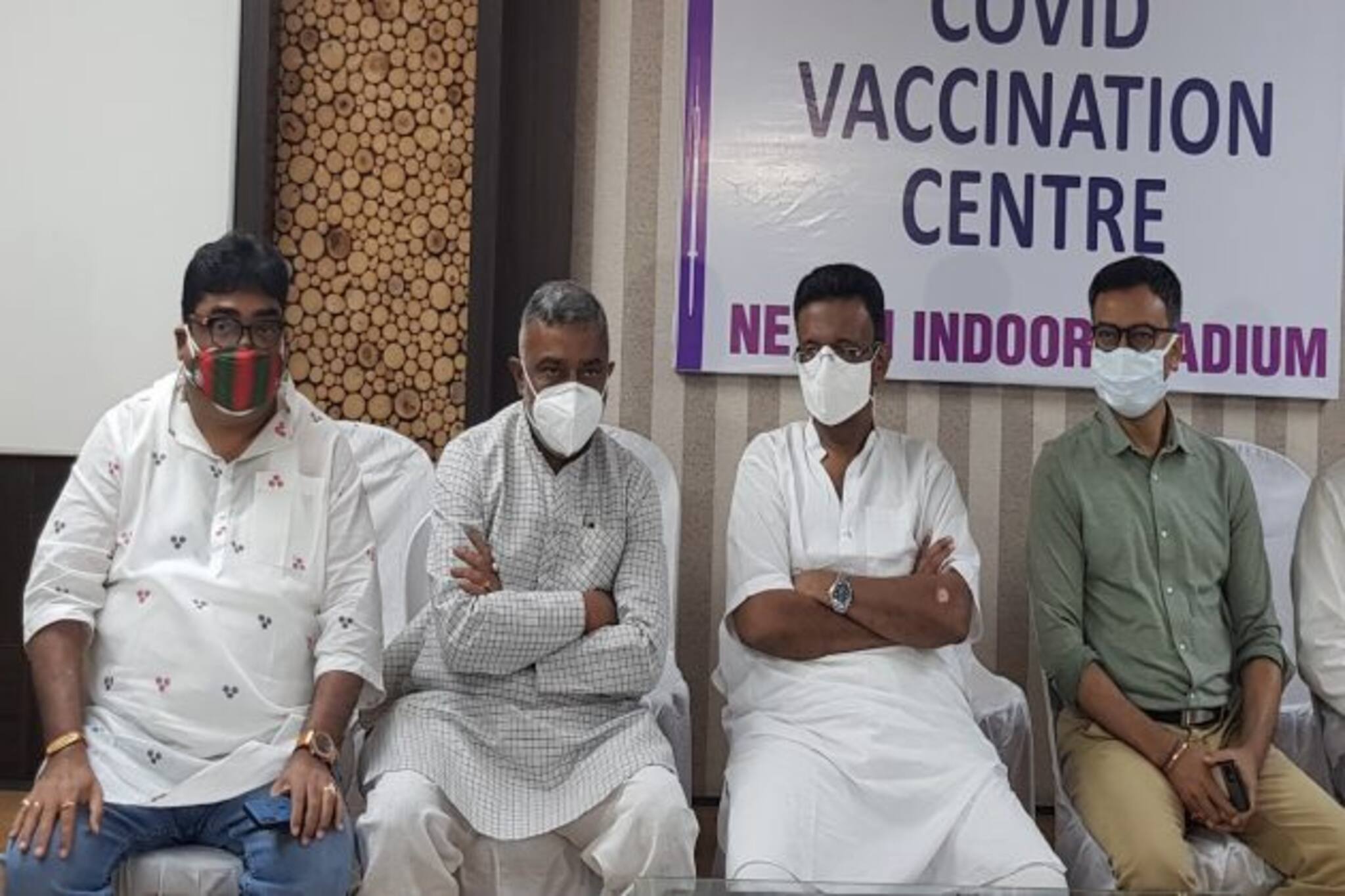 Kolkata Maidan Vaccination: ময়দানে টিকাকরণের একমঞ্চে ইস্টবেঙ্গল-মোহনবাগান, নজির গড়ল ডালহৌসি এসি