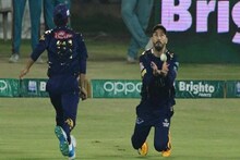 মাঠে পড়ে যাওয়ার স্মৃতিভ্রংশ হয়েছে নিজে জানালেন  Faf Du Plessis