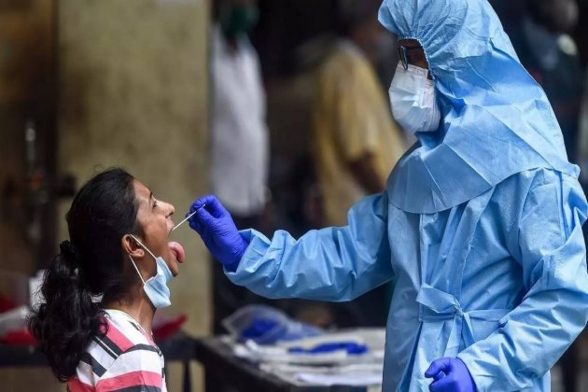 West Bengal Corona Update : সংক্রমণের নিরিখে ফের শীর্ষে কলকাতা! দৈনিক মৃত্যু কত? রইল রাজ্যের করোনা আপডেট
