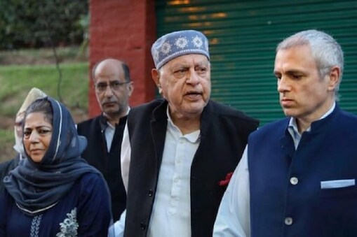 নরেন্দ্র মোদির সঙ্গে বৈঠকে জম্মু কাশ্মীরের রাজনৈতিক নেতারা৷ Photo-File/PTI