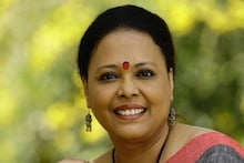 সাহায্যের হাত বাড়িয়ে ইয়াস দুর্গতদের মাঝে লোপামুদ্রা