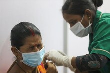 লাইনে দাঁড়িয়ে হয়রানি নয়, কলকাতা পুরসভার দেখানো পথেই ভ্যাকসিন গোটা রাজ্যে লাইনে দাঁড়িয়ে হয়রানি নয়, কলকাতা পুরসভার দেখানো পথেই ভ্যাকসিন গোটা রাজ্যে