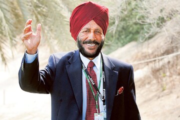 Milkha Singh: এক গ্লাস দুধের জন্য দৌড়, ১৪০ কোটির দেশ আর দ্বিতীয় মিলখা পাবে না! Milkha Singh: এক গ্লাস দুধের জন্য দৌড়, ১৪০ কোটির দেশ আর দ্বিতীয় মিলখা পাবে না!