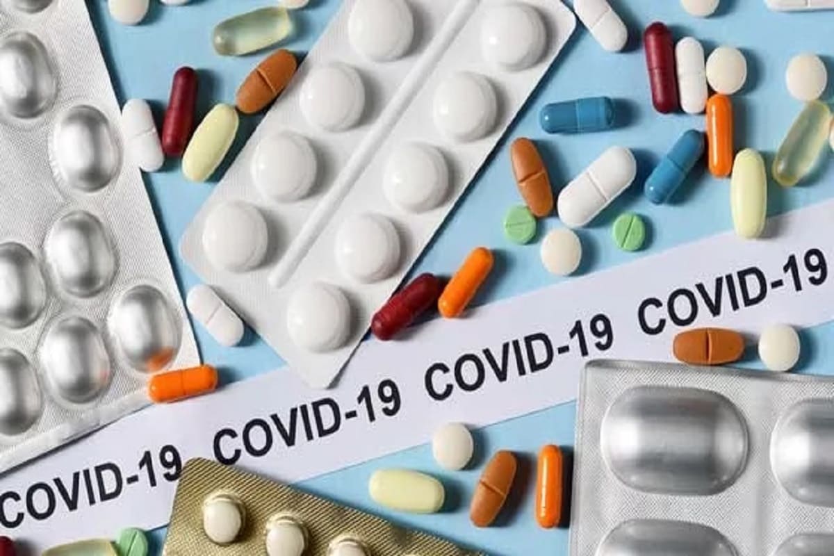 করোনার মৃদু উপসর্গে আইভারমেকটিন (Ivermectin) এবং ডক্সিসাইক্লিন (Doxycycline) ব্যবহারে নিষেধ করল কেন্দ্রীয় স্বাস্থ্যমন্ত্রকের। এমনকী, নতুন গাইডলাইনে জিঙ্ক মাল্টিভিটামিন ব্যবহার করতেও বারণ করা হচ্ছে। করোনার মৃদু উপসর্গে আইভারমেকটিন (Ivermectin) এবং ডক্সিসাইক্লিন (Doxycycline) ব্যবহারে নিষেধ করল কেন্দ্রীয় স্বাস্থ্যমন্ত্রকের। এমনকী, নতুন গাইডলাইনে জিঙ্ক মাল্টিভিটামিন ব্যবহার করতেও বারণ করা হচ্ছে।