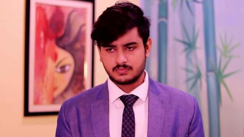 এসব প্রশ্নে ঘেরা এই ধারাবাহিক। তবে ধারাবাহিকের গতি দেখে মনে হচ্ছে ফের একবার হারতে হবে অশোককে। শিবাই হয়ত সত্যিই শ্যামার আসল ছেলে। এই নিয়ে জল্পনা তুঙ্গে। তবে প্রতিবারের মতো এবারেও হারতে বাধ্য হবে অশোক।  photo source collected 