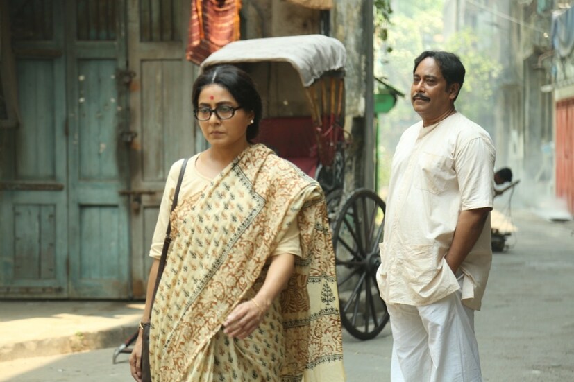 খুব ছোট্ট একটি ইউনিট নিয়ে  শুরু করা হলো শ্যুটিং। করোনার সমস্ত নিষেধাজ্ঞা মেনে করা হচ্ছে ছবির কাজ। আবার স্বাভাবিক ছন্দে ধীরে ধীরে ফিরছে বিনোদন জগৎ।