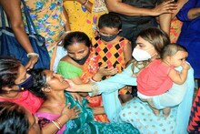 ইয়াসের ত্রাণ দিতে গিয়ে মৃত লোকনাথ দাসের দুই সন্তানের দায়িত্ব নিলেন শ্রেয়া পাণ্ডে