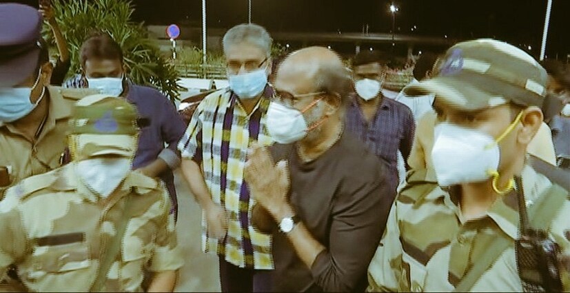 জানা গিয়েছে শনিবার সকালে চেন্নাই বিমানবন্দর থেকে আমেরিকার জন্য রওনা হয়েছেন তিনি।  কাতারের রাজধানি দোহা হয়ে আমেরিকা পৌঁছবে তাঁর বিমান। 